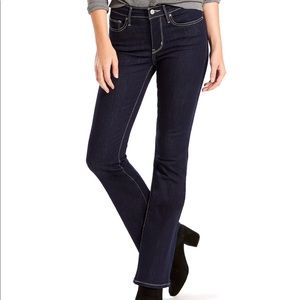 Levi’s slimming boot cut NWT